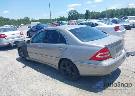 2007 Mercedes-Benz C 230 Sport from USA, damaged, VIN WDBRF52H67A925004
